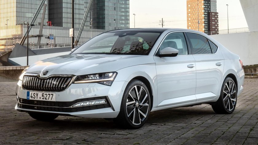Skoda Superb 2021
