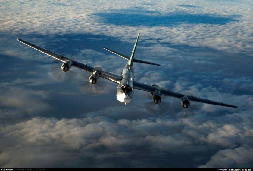 Бомбардировщик ту-95мс