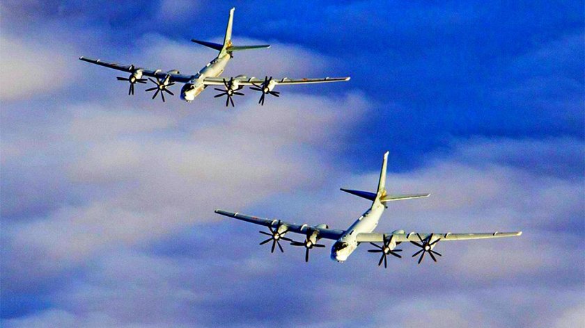 Бомбардировщик ту-95мс