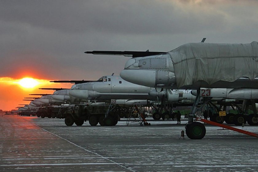 Стратегический бомбардировщик ту 95