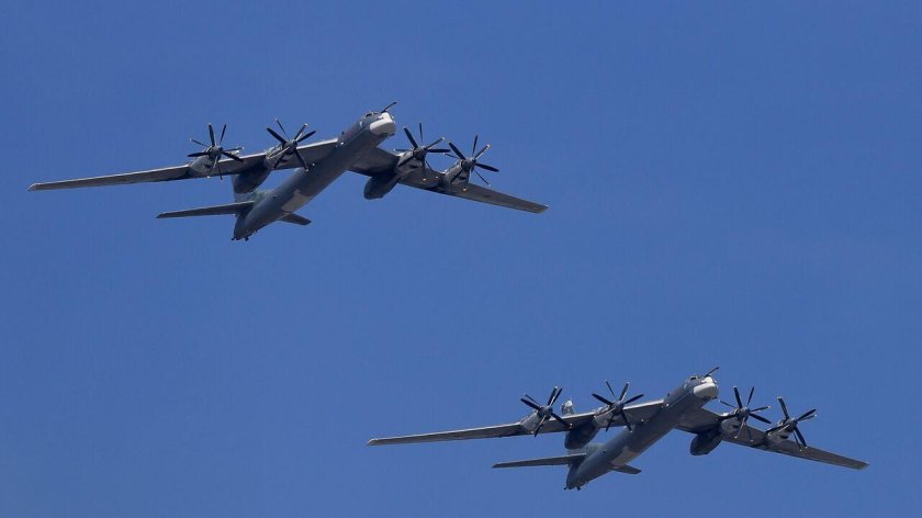 Бомбардировщик ту-95мс