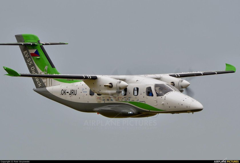 Самолёт Evektor ev-55 Outback