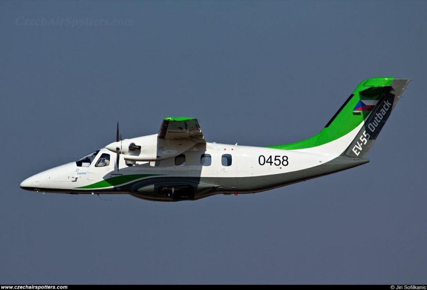 Самолёт Evektor ev-55 Outback
