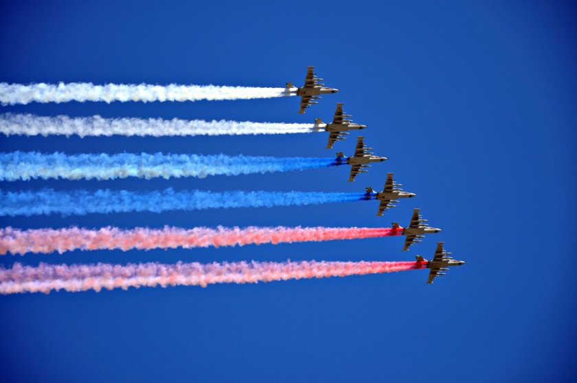 Самолеты на параде