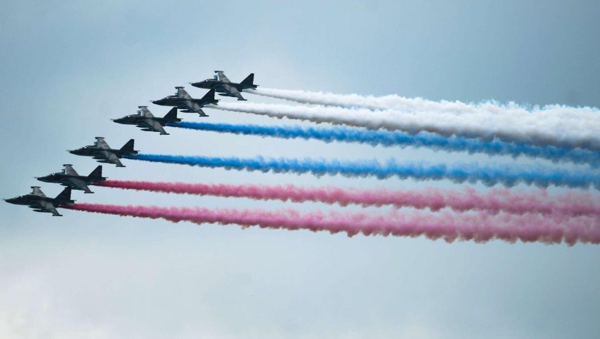 Самолеты Триколор