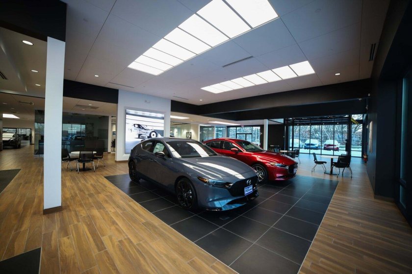 Автосалон Мазда