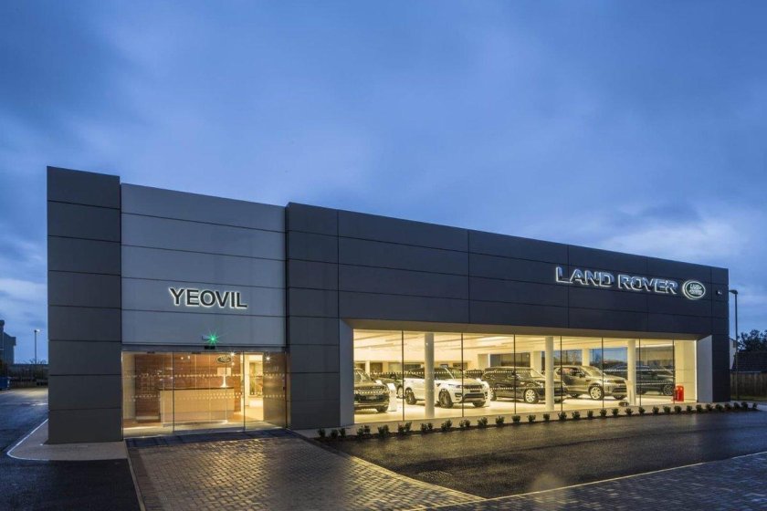 Автосалон фасад