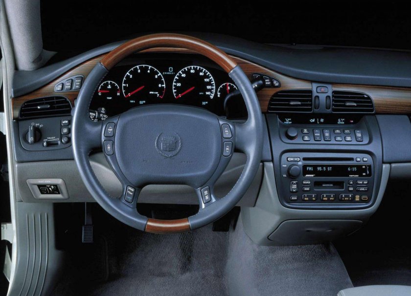Cadillac Seville 2001 салон