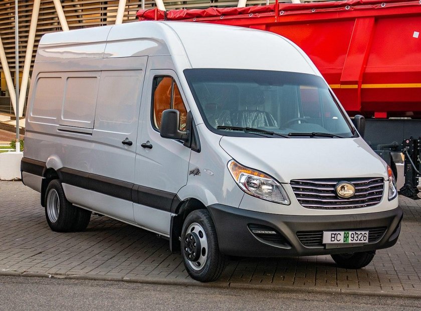 Фургон МАЗ-365022