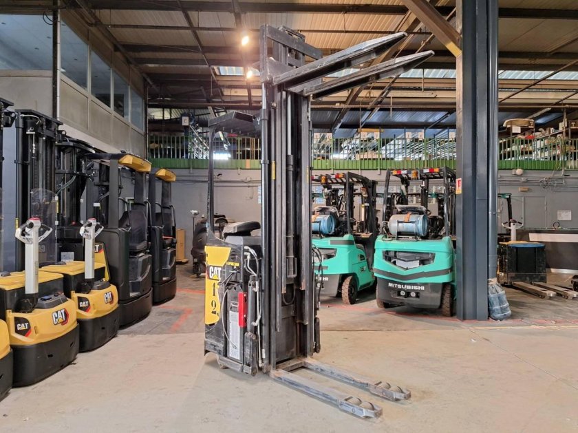 Штабелер ричтрак