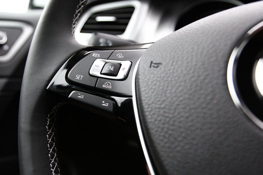 Кнопка адаптивного круиз контроля Kia k5