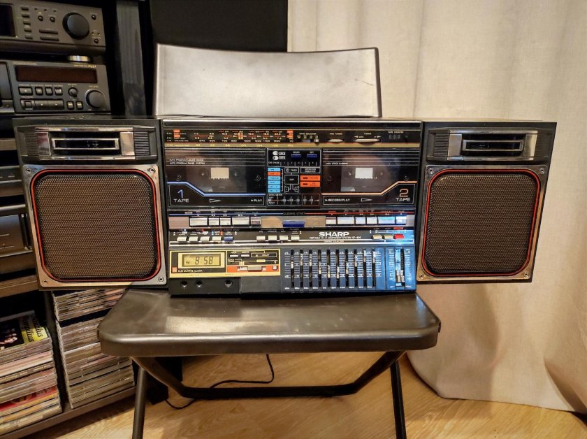 Магнитофон шарп