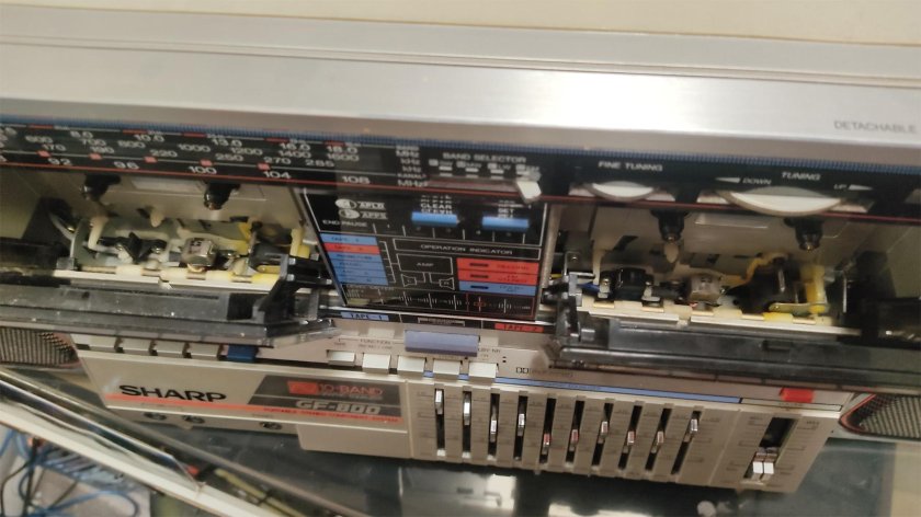 Двухкассетный магнитофон sharp 800