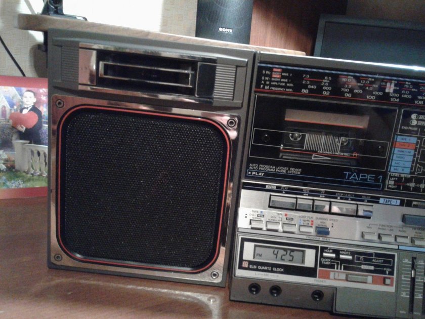 Шарп магнитофон