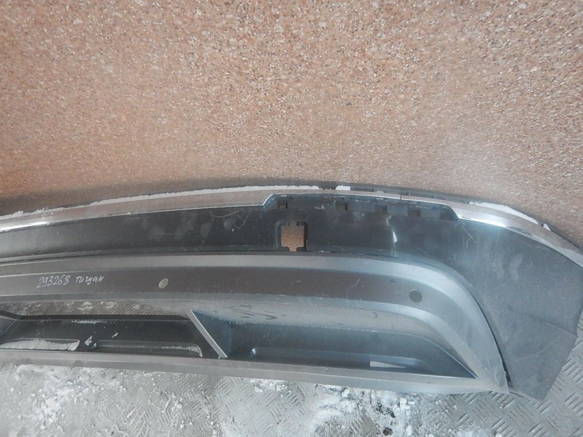 Volkswagen Tiguan 2021 накладка бампера переднего правая