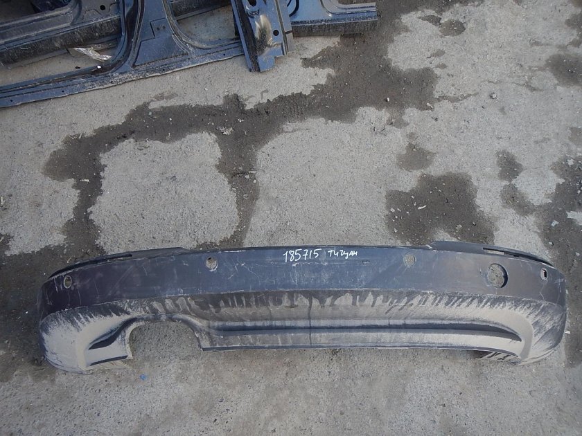 Юбка заднего бампера Тигуан 1