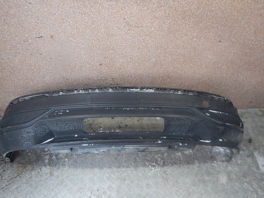 Задний бампер Тигуан 2