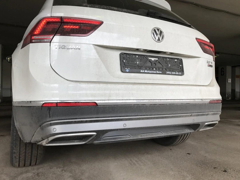 Задний бампер Tiguan 2021