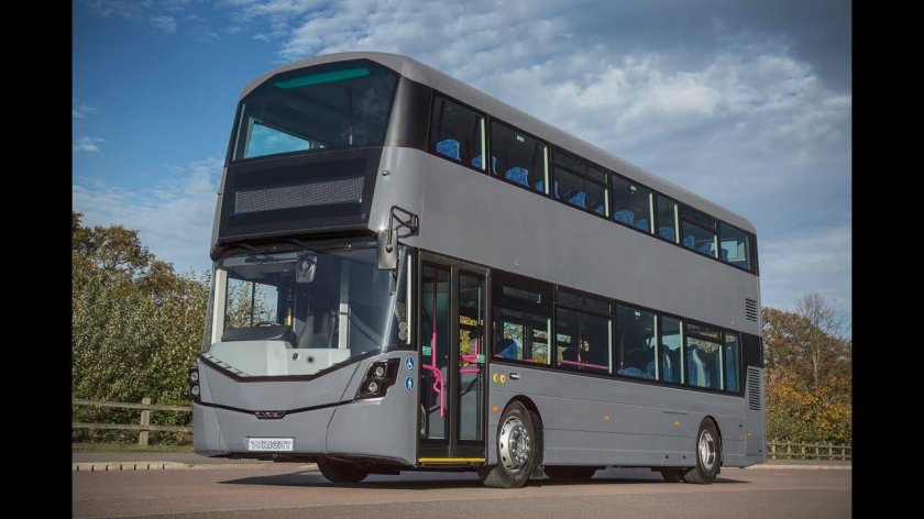 Автобус 2014 года