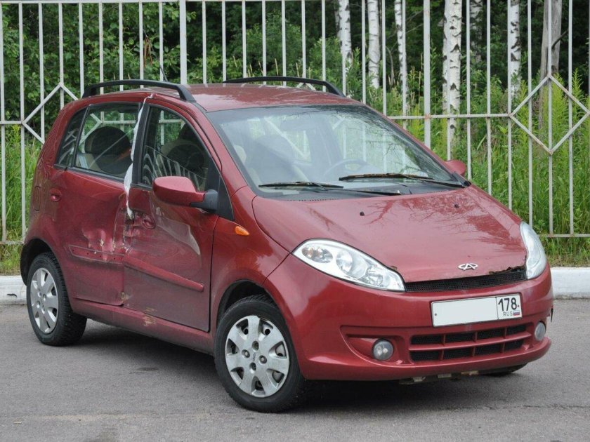 Машина чери Кимо