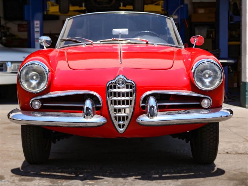 1956 alfa romeo giulietta spider