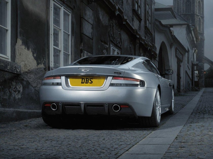 Aston martin dbs 2007 2012