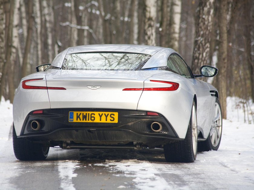Aston Martin db11 Vantage