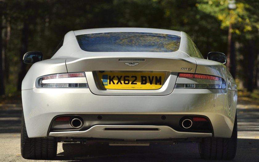 Aston Martin db9