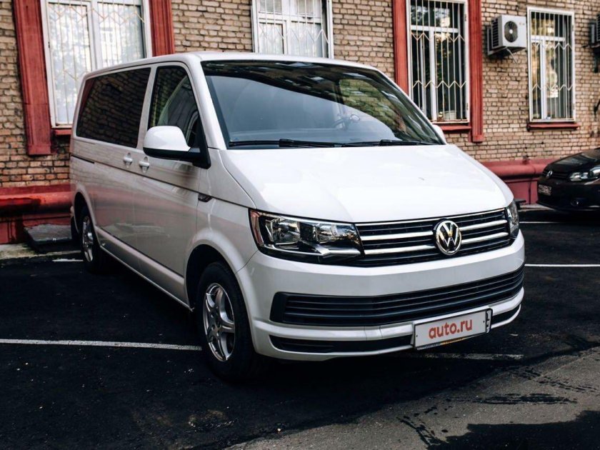Фольксваген Каравелла 2016 года