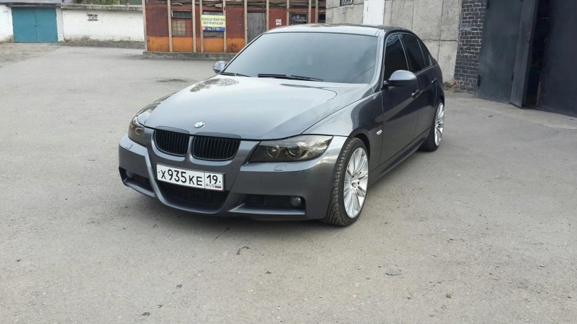 Тонировка фар е90