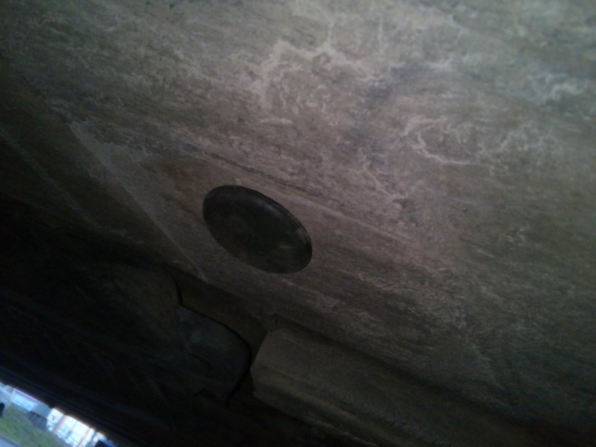 Заглушки днища Рено Меган 2