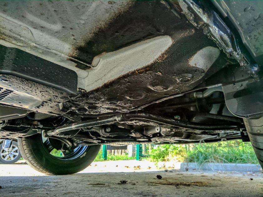 Днище Логан 2