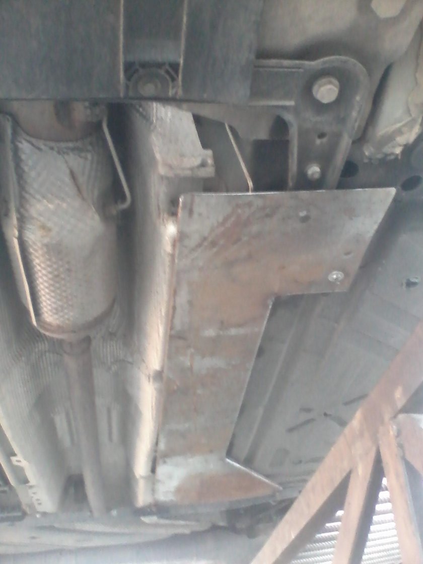 Днище Рено Меган 2