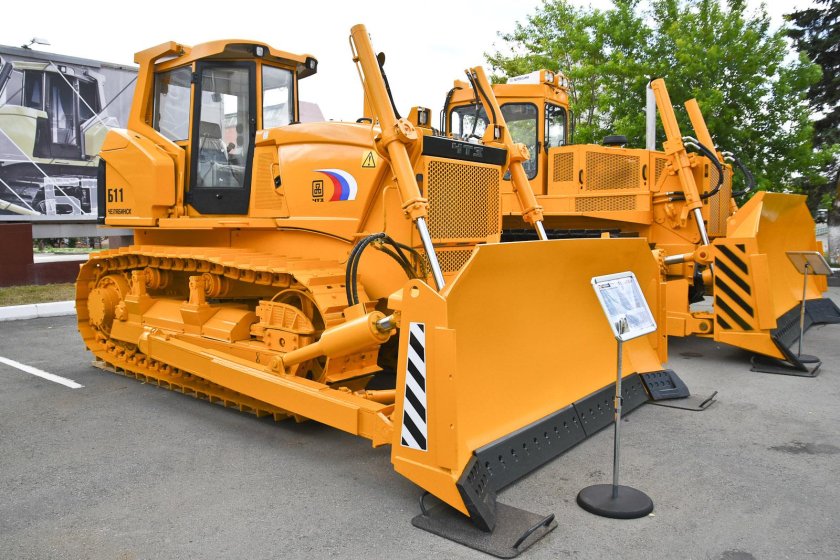 ЧТЗ УРАЛТРАК Челябинский тракторный завод