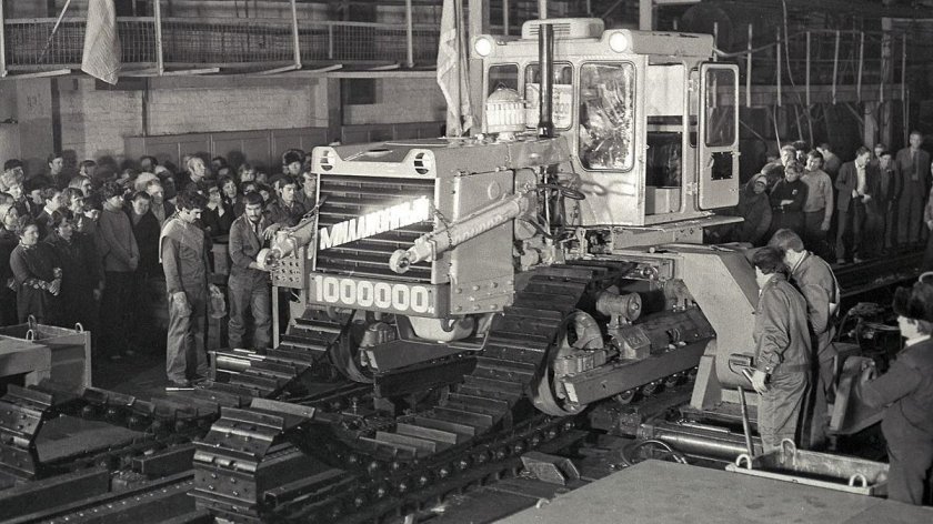 Челябинский тракторный завод 1933