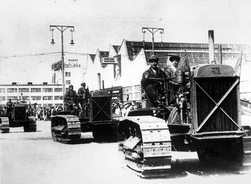 Челябинский тракторный завод 1930