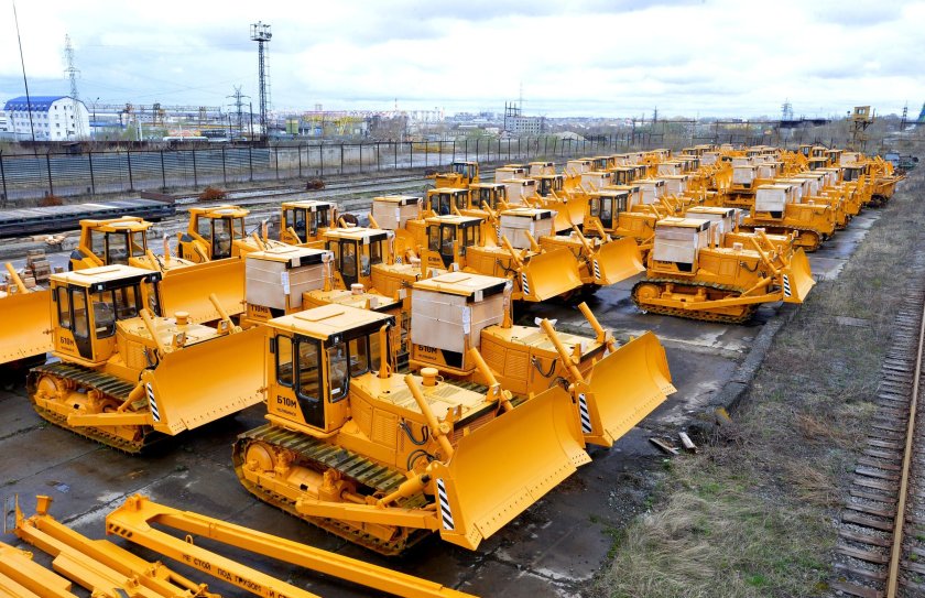 Трактор ЧТЗ-УРАЛТРАК