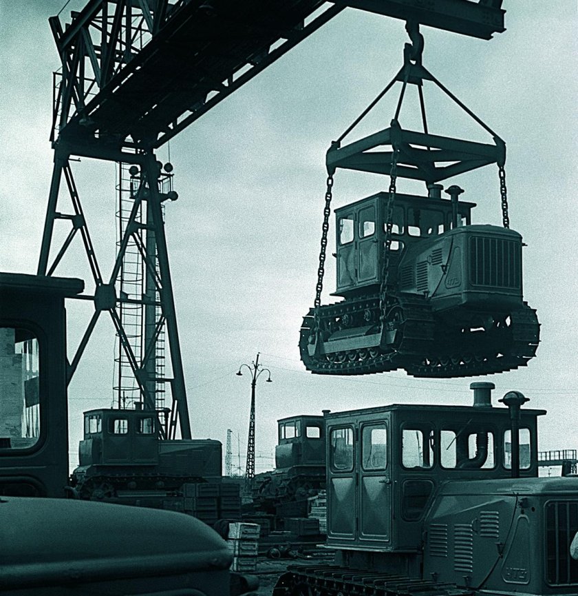 Челябинский тракторный завод СССР