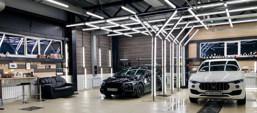 Освещение детейлинг студии