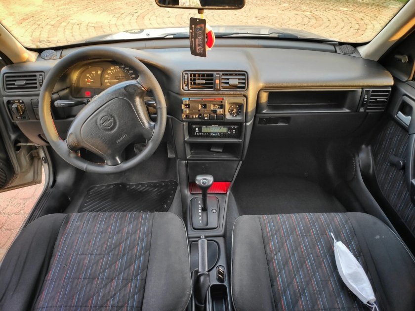 Opel Vectra 1995 салон