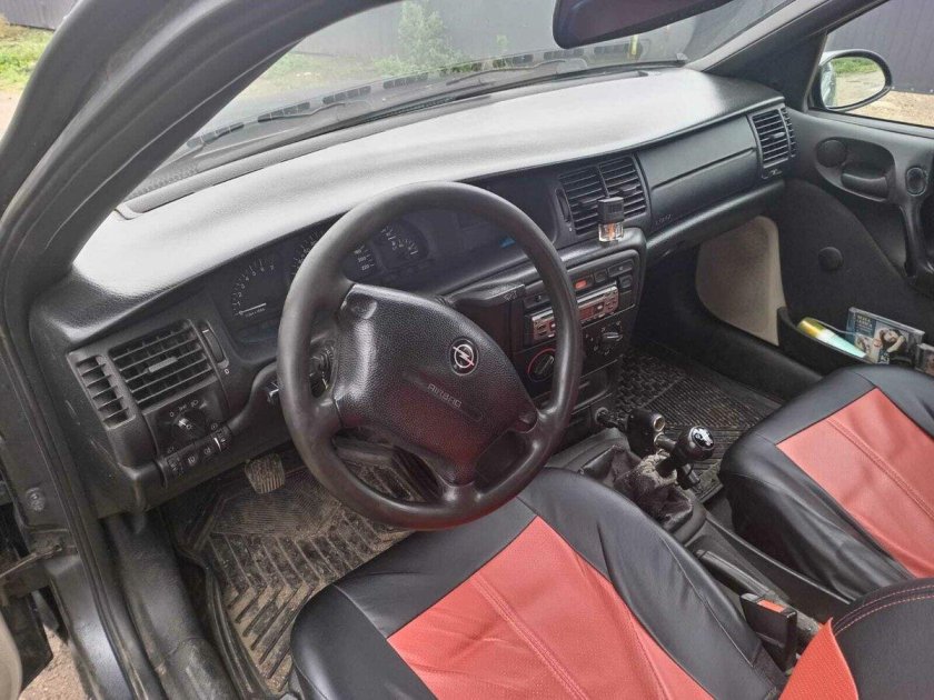 Opel vectra 1988 1995