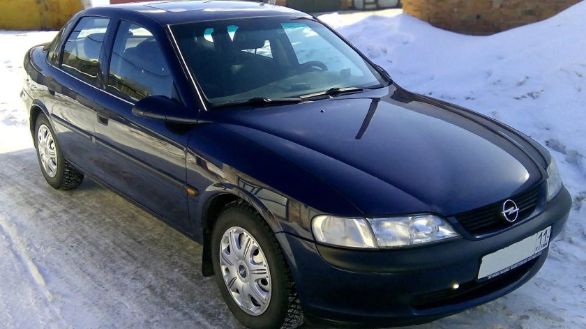 Опель Вектра б 1997 1.6
