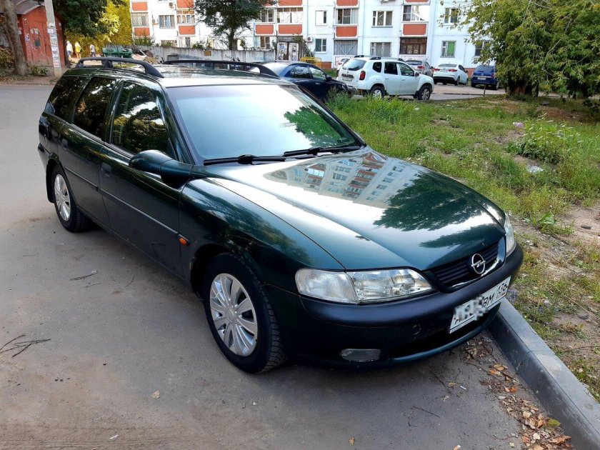 Opel Vectra 1998 универсал