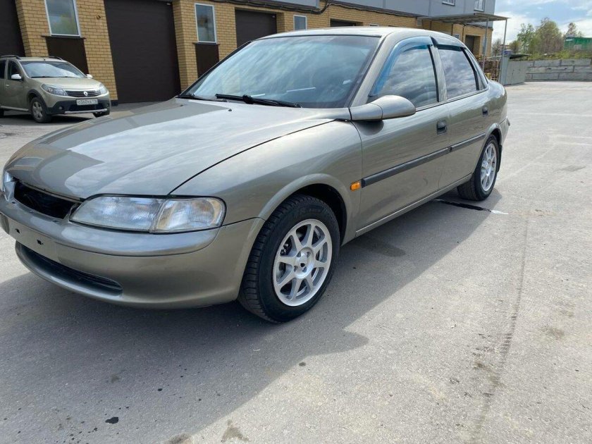 Опель вектра б 1.6 1999