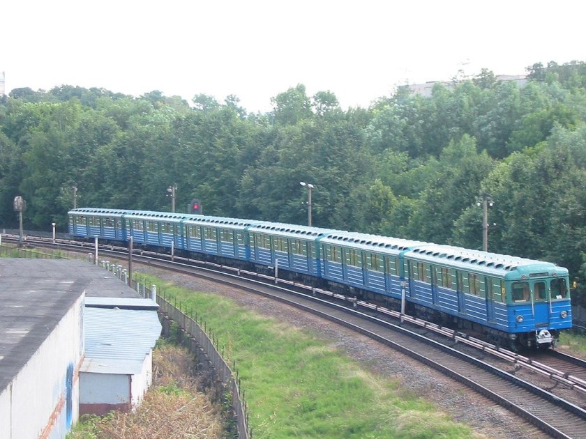 Смоленская Филевская линия