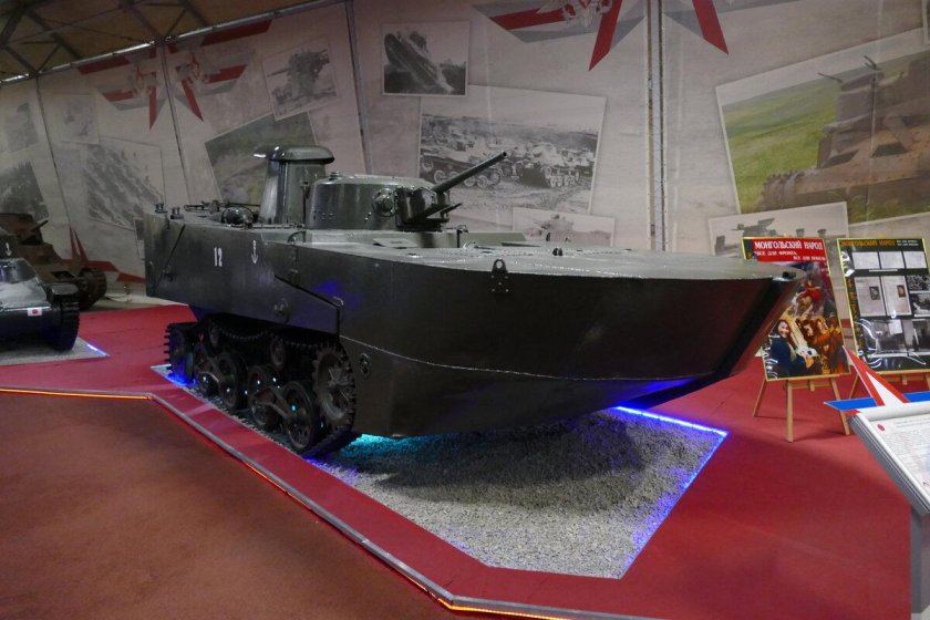 Плавающие танки Японии