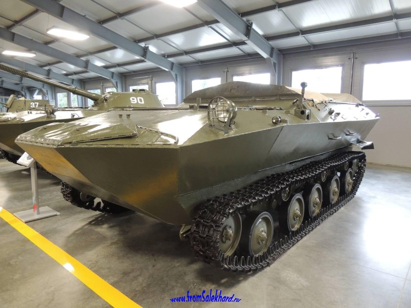 К-90 — советский опытный лёгкий плавающий танк