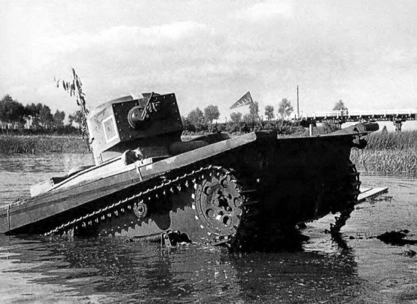 Танк амфибия т 37