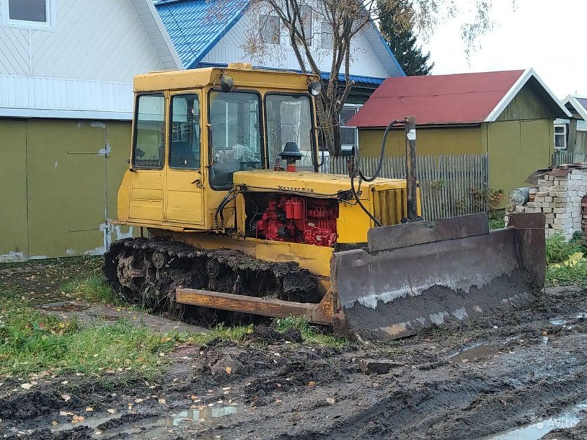 Гусеничный трактор дт75 бульдозер