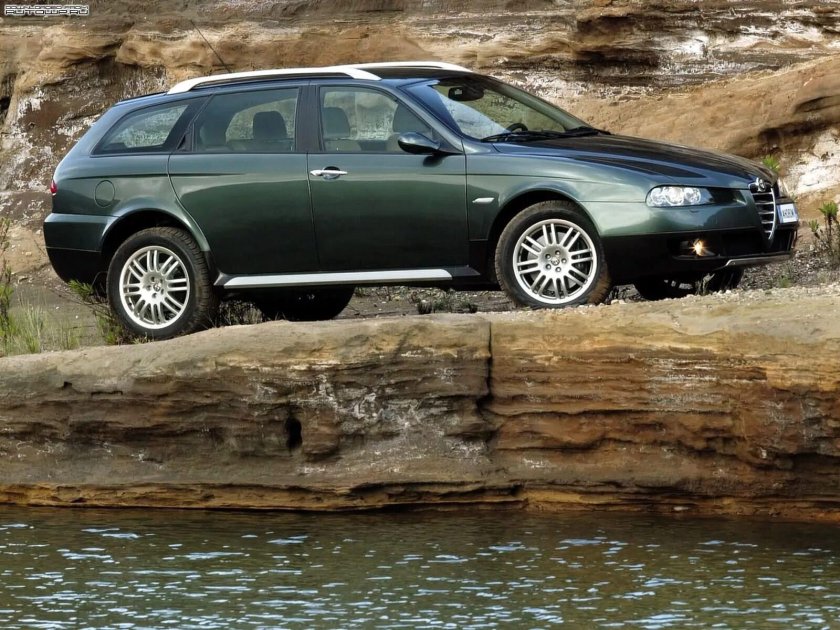 Alfa Romeo Crosswagon q4